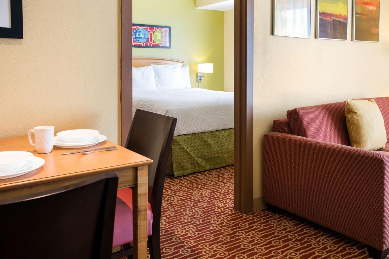 Sonesta Simply Suites Detroit Novi Exteriör bild