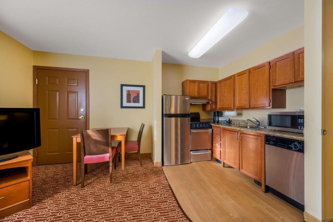 Sonesta Simply Suites Detroit Novi Exteriör bild